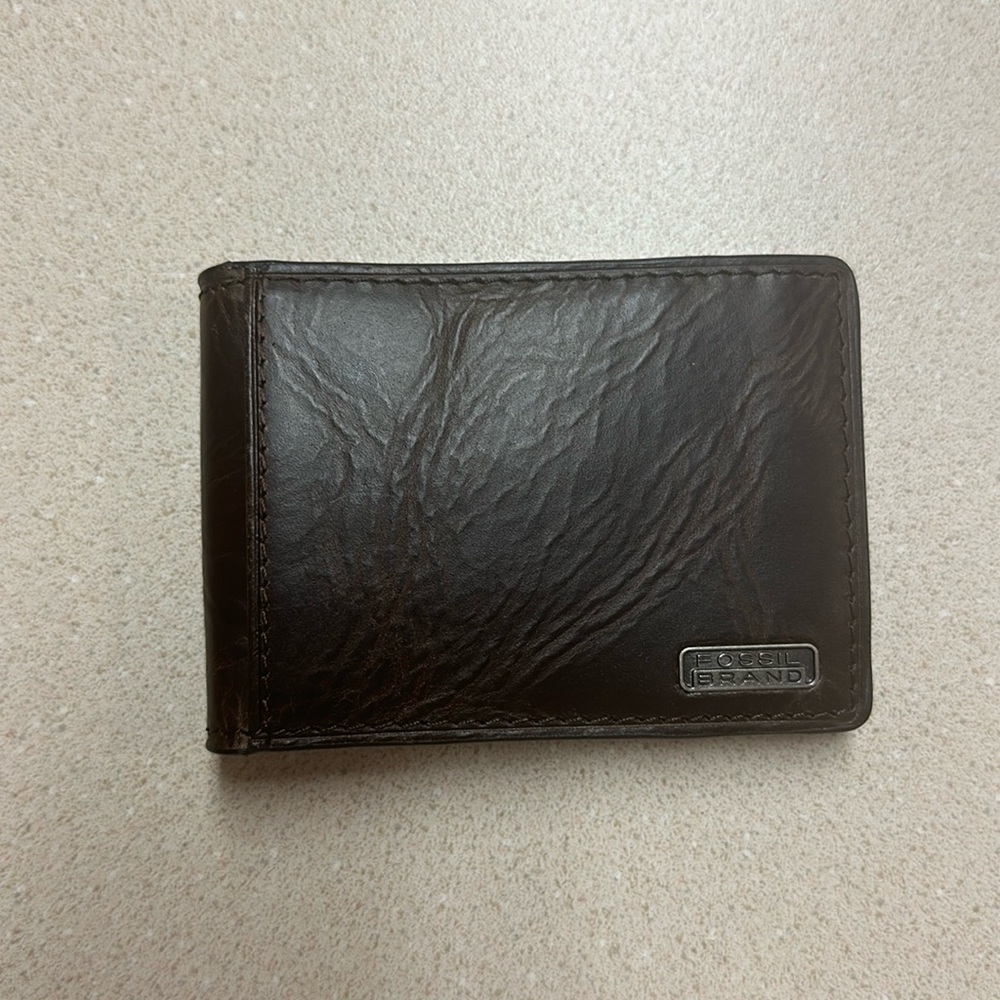 Fossil brand Derrick Leather Money Clip Bifold Wallet